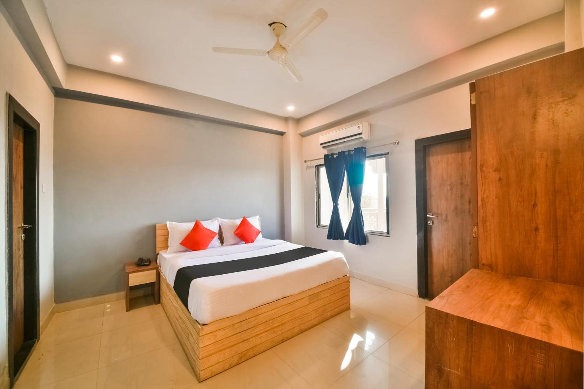 Capital O Amit Palace Bhilwara Exterior photo