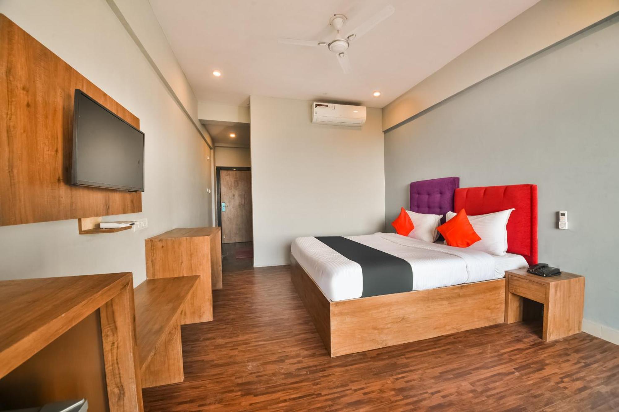 Capital O Amit Palace Bhilwara Exterior photo